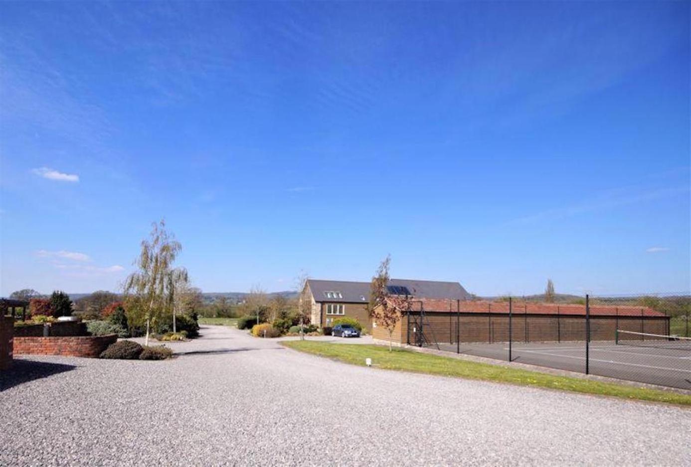 Luxury Barn Conversion ウェルズ エクステリア 写真